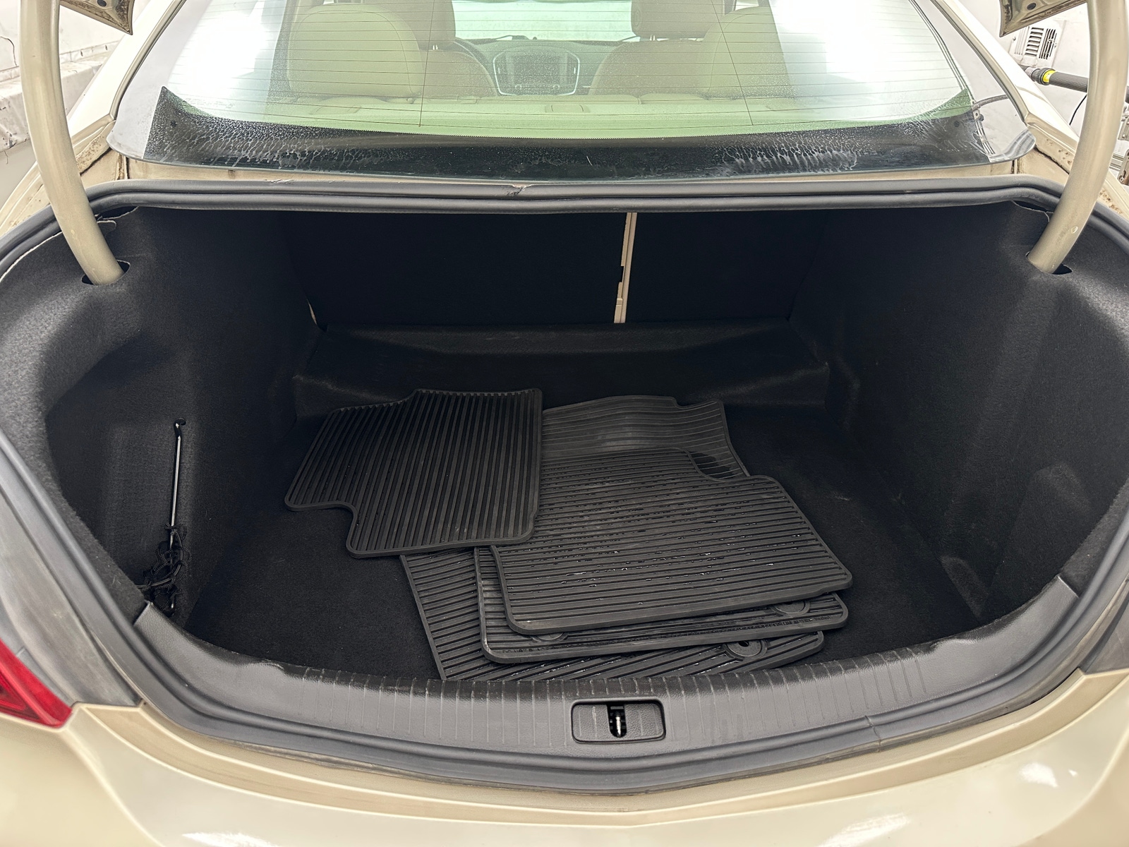 Thumbnail: 2014 Buick Regal - 6