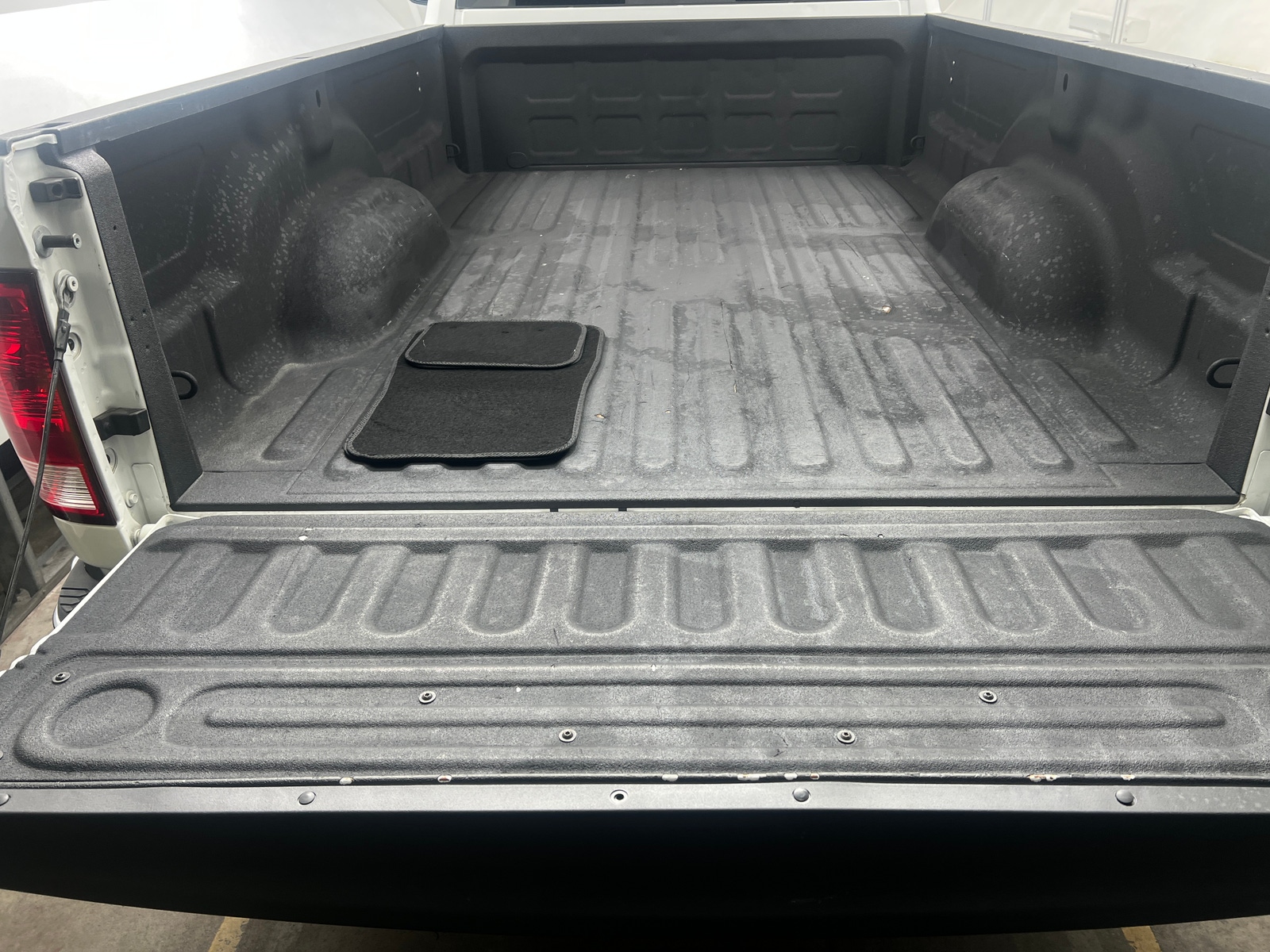 Thumbnail: 2019 RAM 1500 Classic - 5