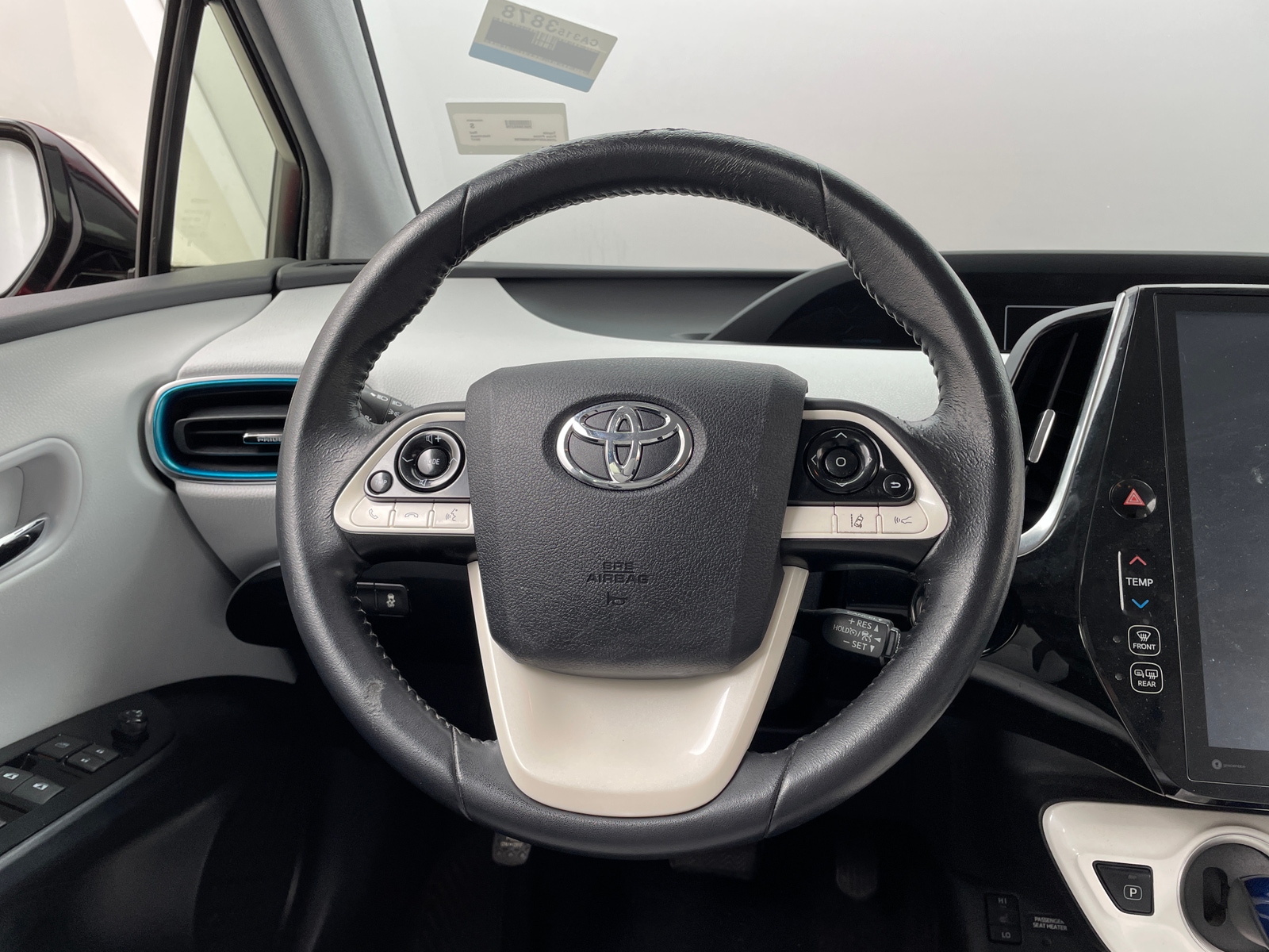 Thumbnail: 2017 Toyota Prius Prime - 5