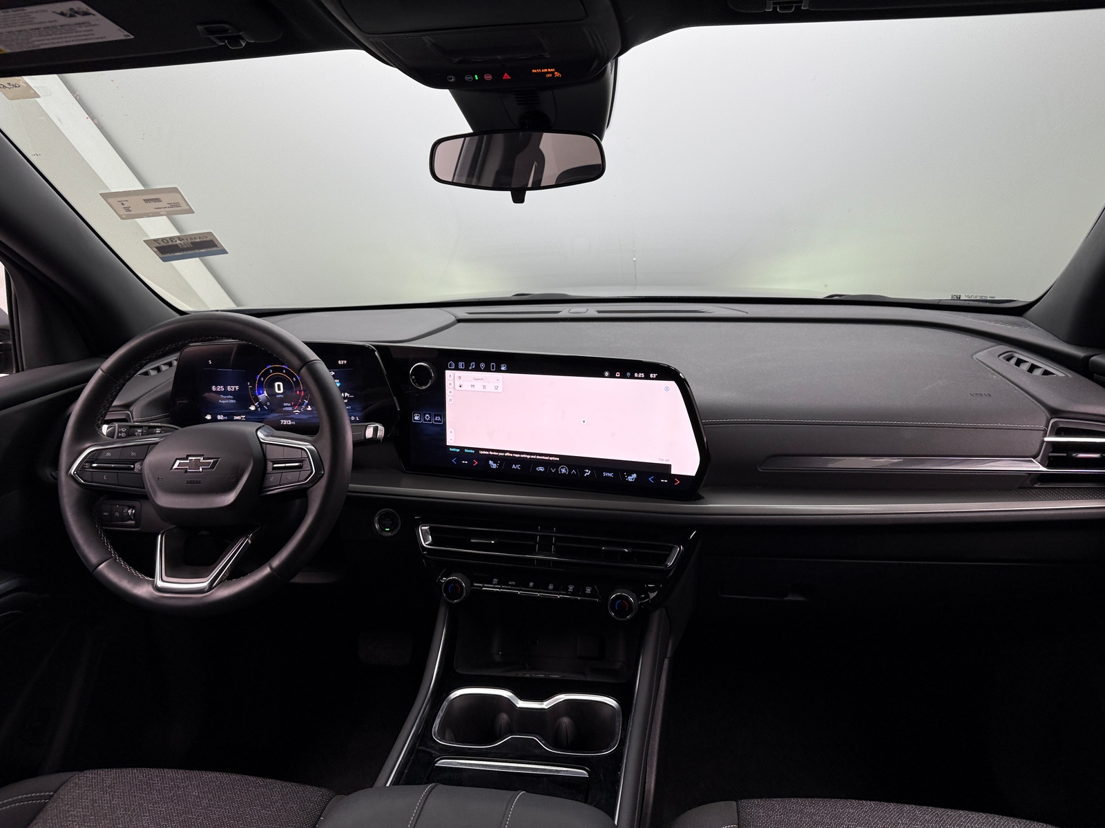 Thumbnail: 2024 Chevrolet Traverse - 3
