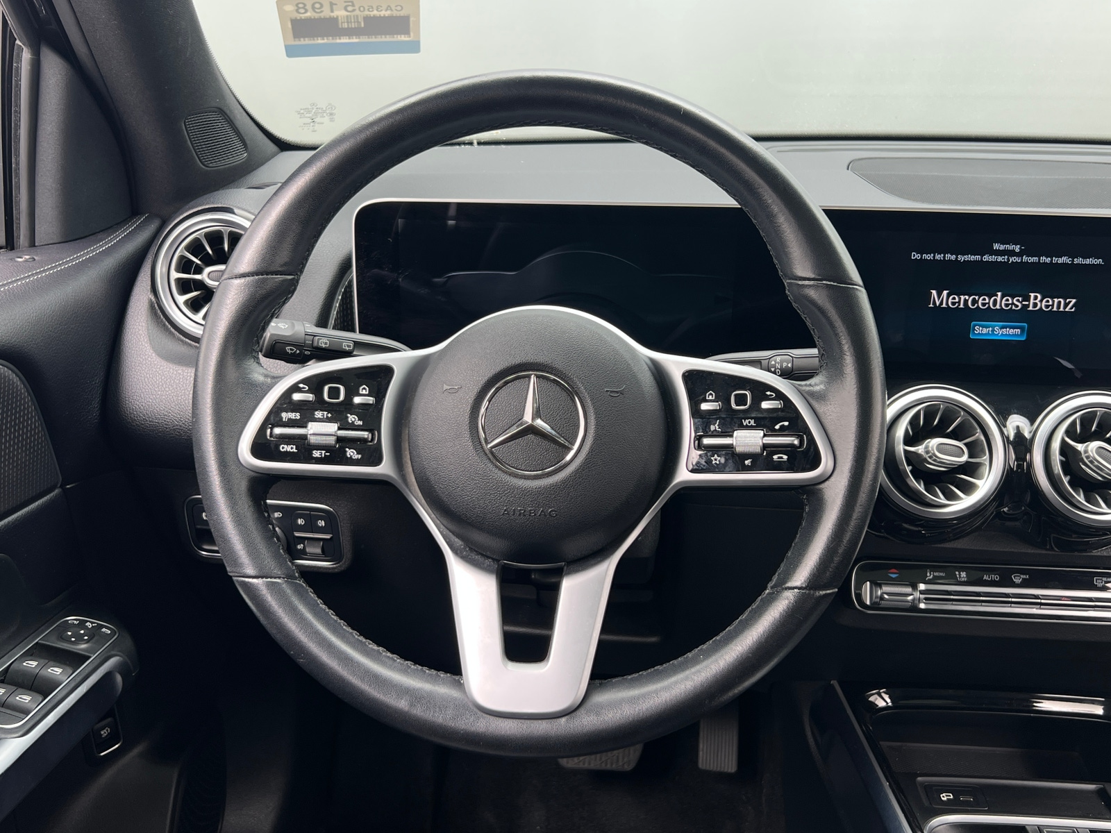 Thumbnail: 2020 Mercedes-Benz GLB - 5