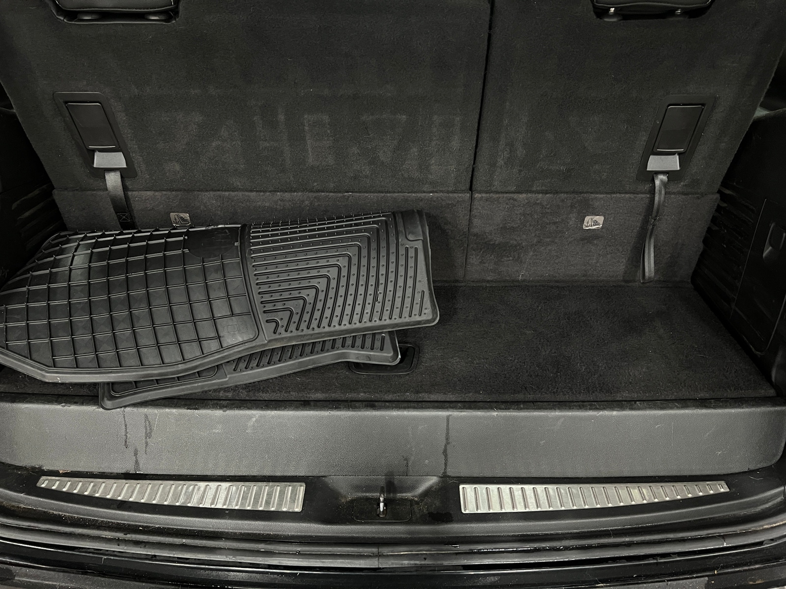 Thumbnail: 2017 Chevrolet Tahoe - 6