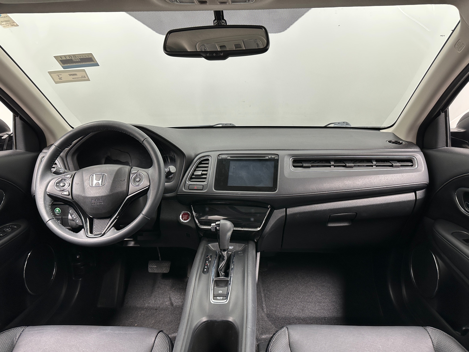 Thumbnail: 2016 Honda HR-V - 3