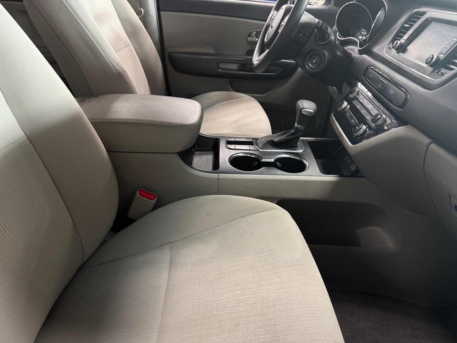 Thumbnail: 2019 Kia Sedona - 2
