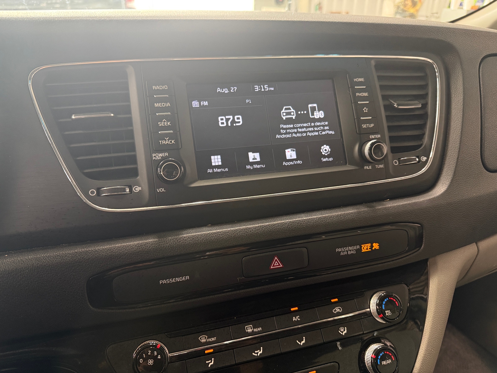 Thumbnail: 2019 Kia Sedona - 4