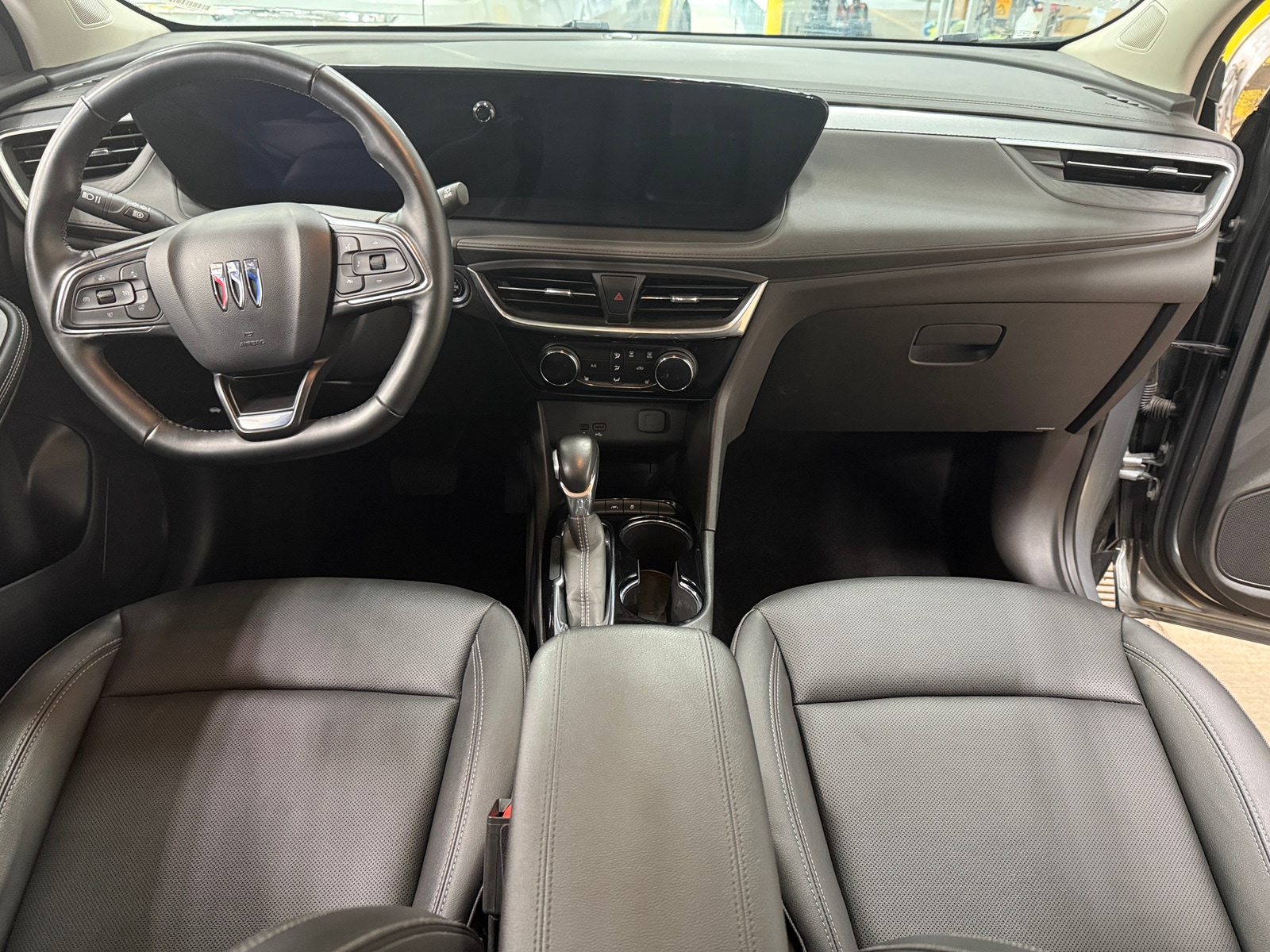 Thumbnail: 2024 Buick Encore GX - 2