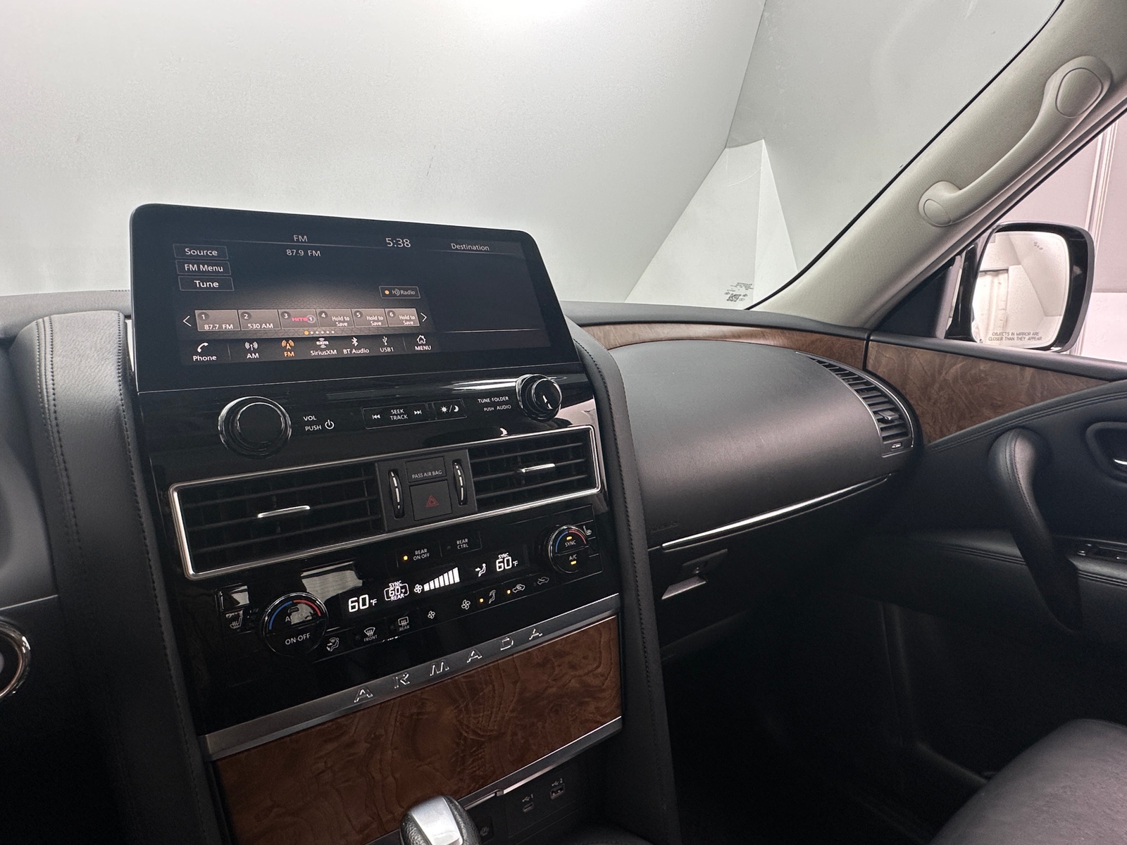 Thumbnail: 2023 Nissan Armada - 3