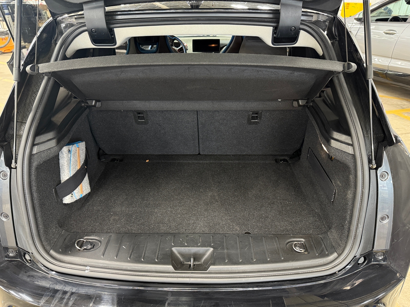 Thumbnail: 2018 BMW i3 - 7