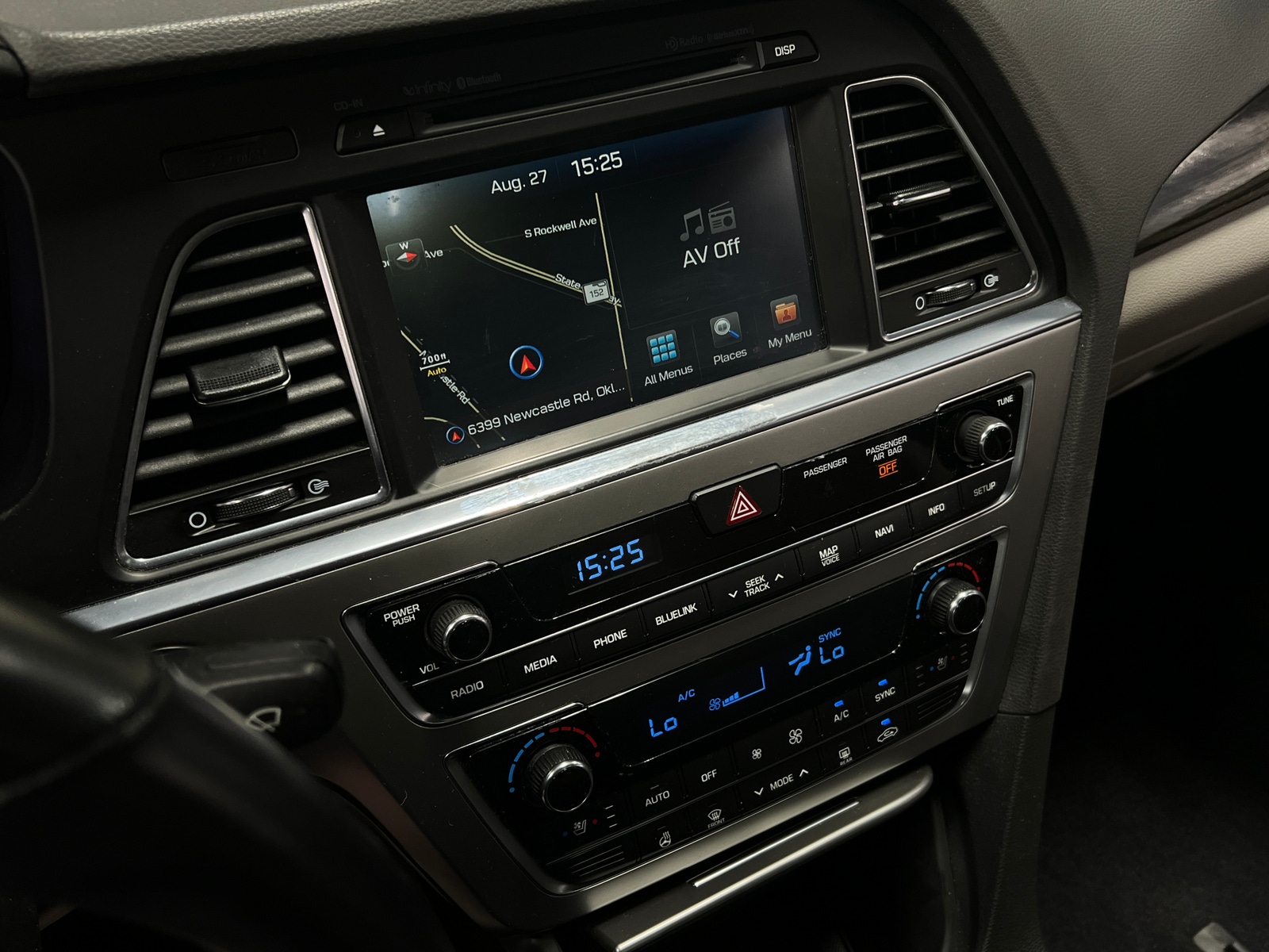 Thumbnail: 2015 Hyundai Sonata - 3