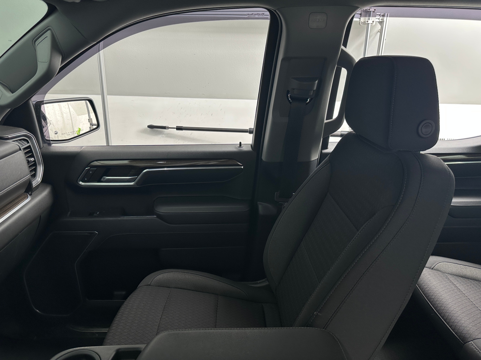 Thumbnail: 2022 Chevrolet Silverado 1500 - 2