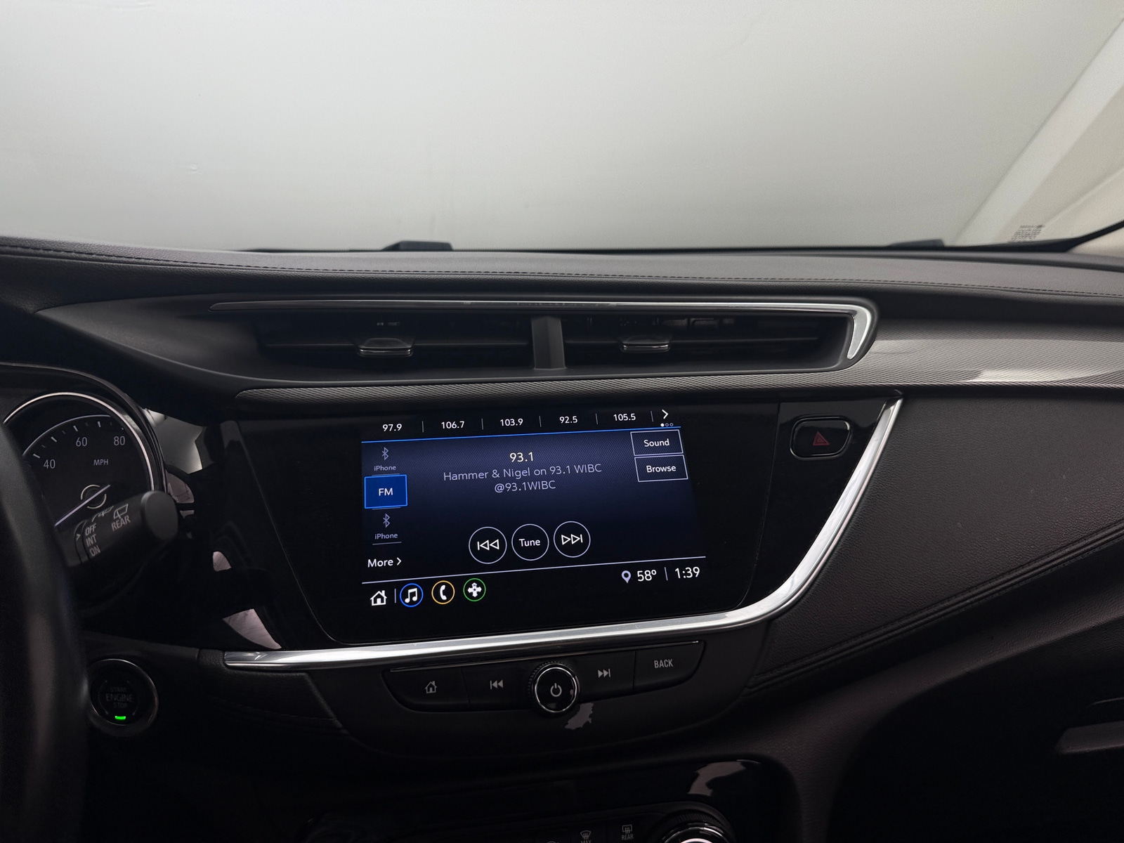 Thumbnail: 2020 Buick Encore GX - 3
