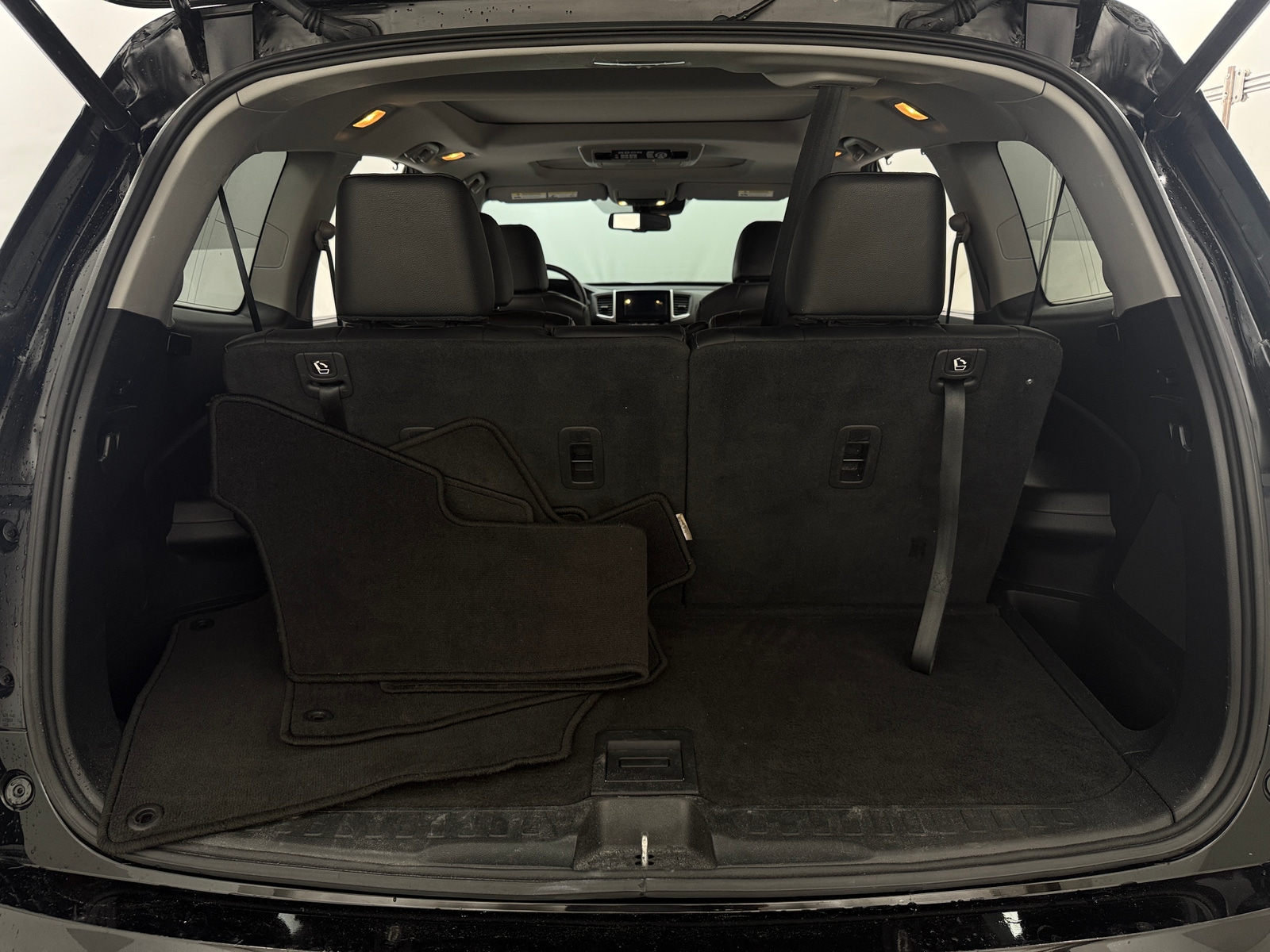Thumbnail: 2017 Honda Pilot - 6
