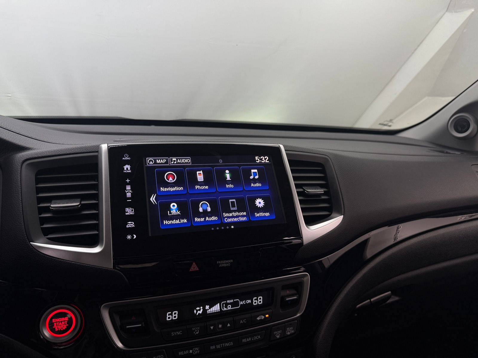 Thumbnail: 2017 Honda Pilot - 3