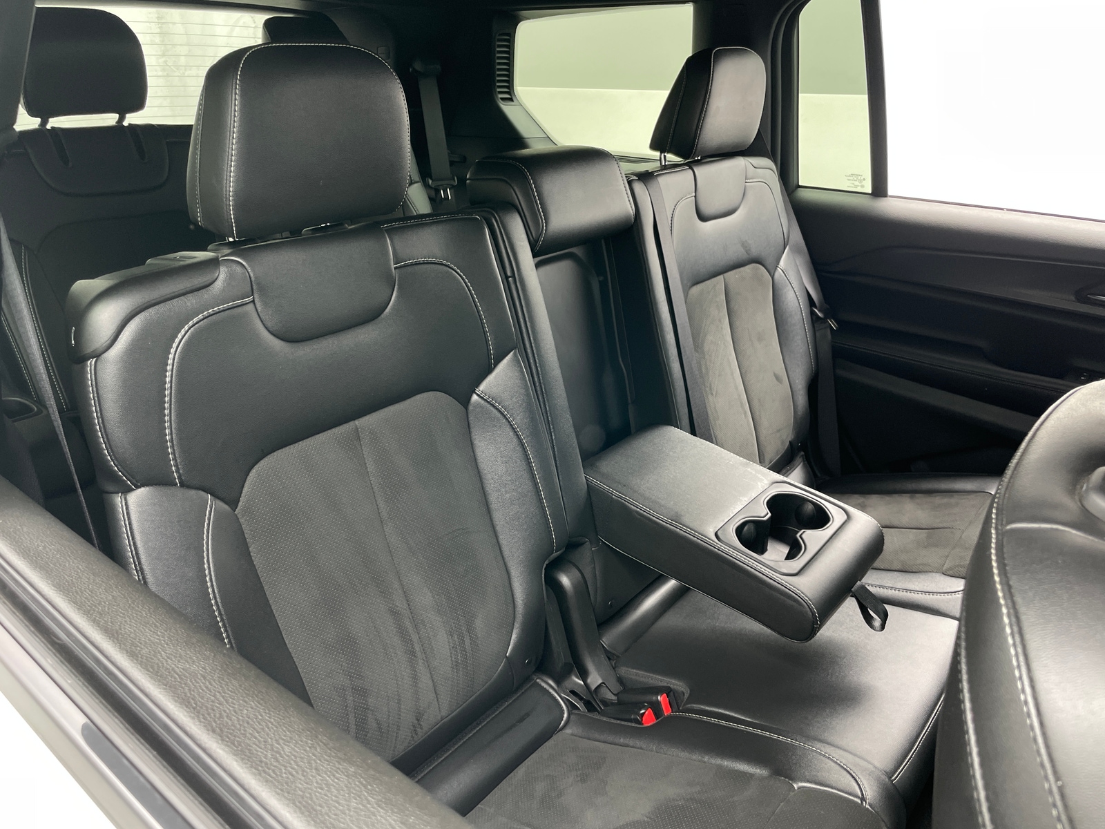 Thumbnail: 2024 Jeep Grand Cherokee L - 5