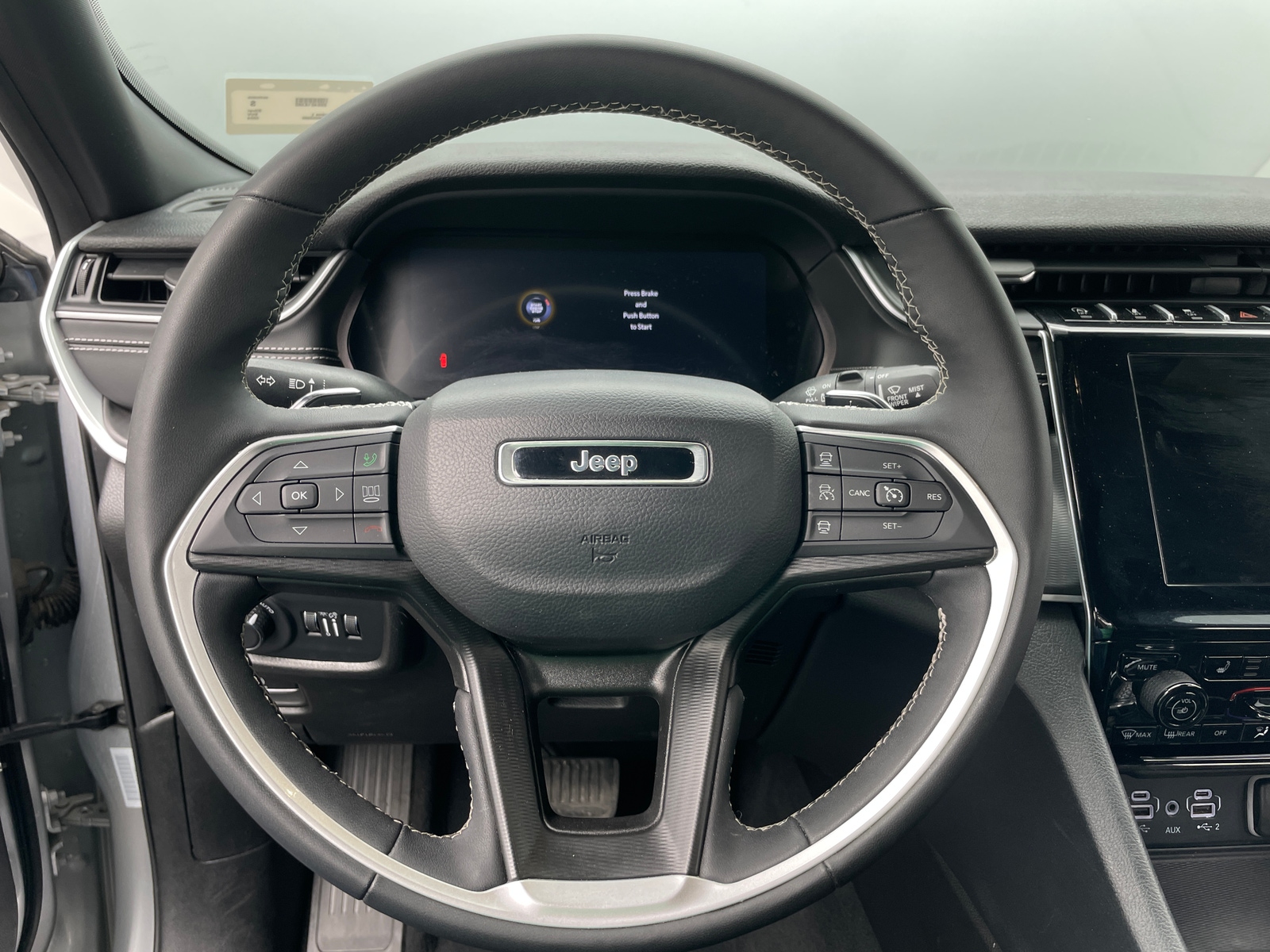 Thumbnail: 2024 Jeep Grand Cherokee L - 4