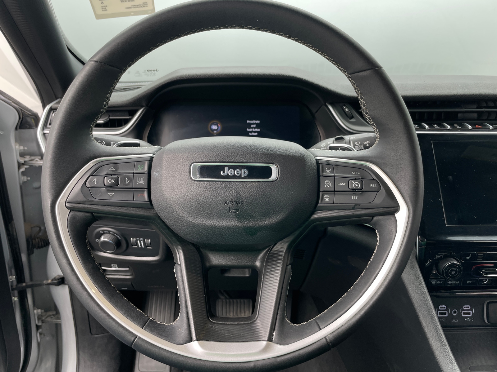 Thumbnail: 2024 Jeep Grand Cherokee - 4
