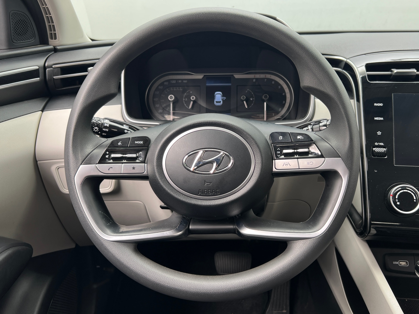 Thumbnail: 2022 Hyundai Tucson - 5