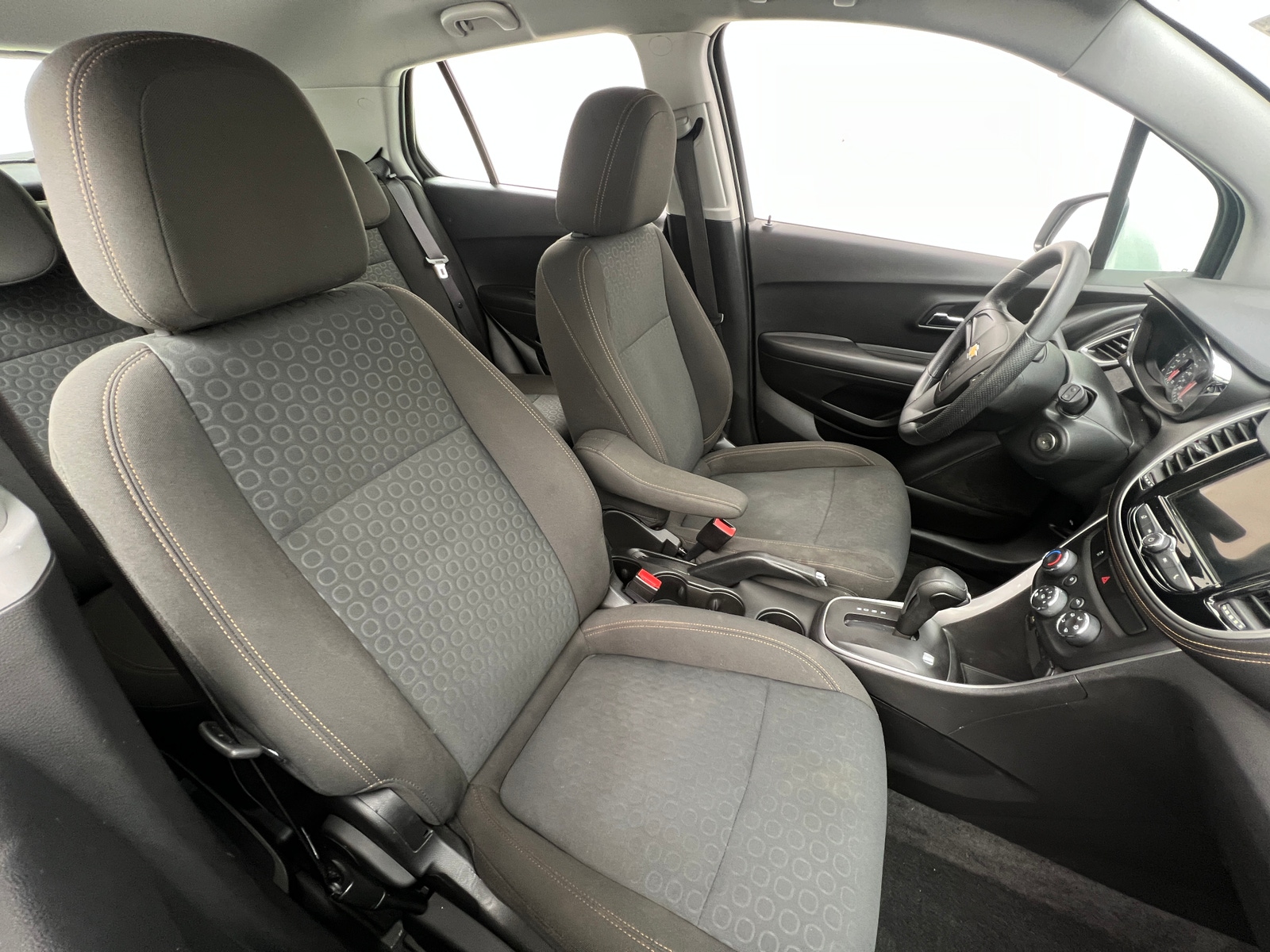 Thumbnail: 2018 Chevrolet Trax - 2