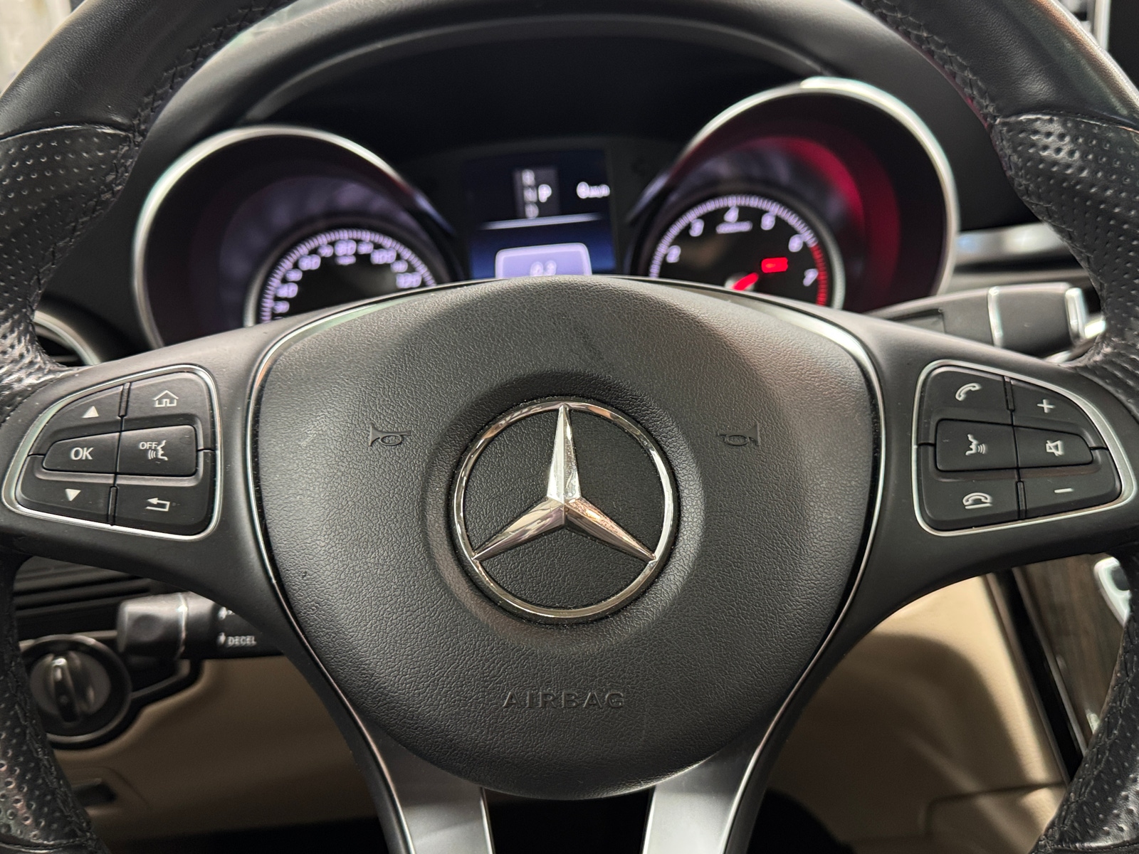 Thumbnail: 2018 Mercedes-Benz GLC - 4