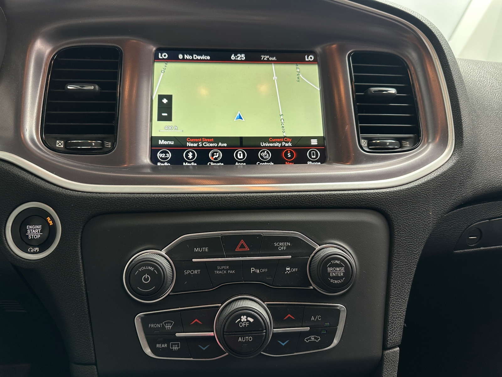 Thumbnail: 2019 Dodge Charger - 4