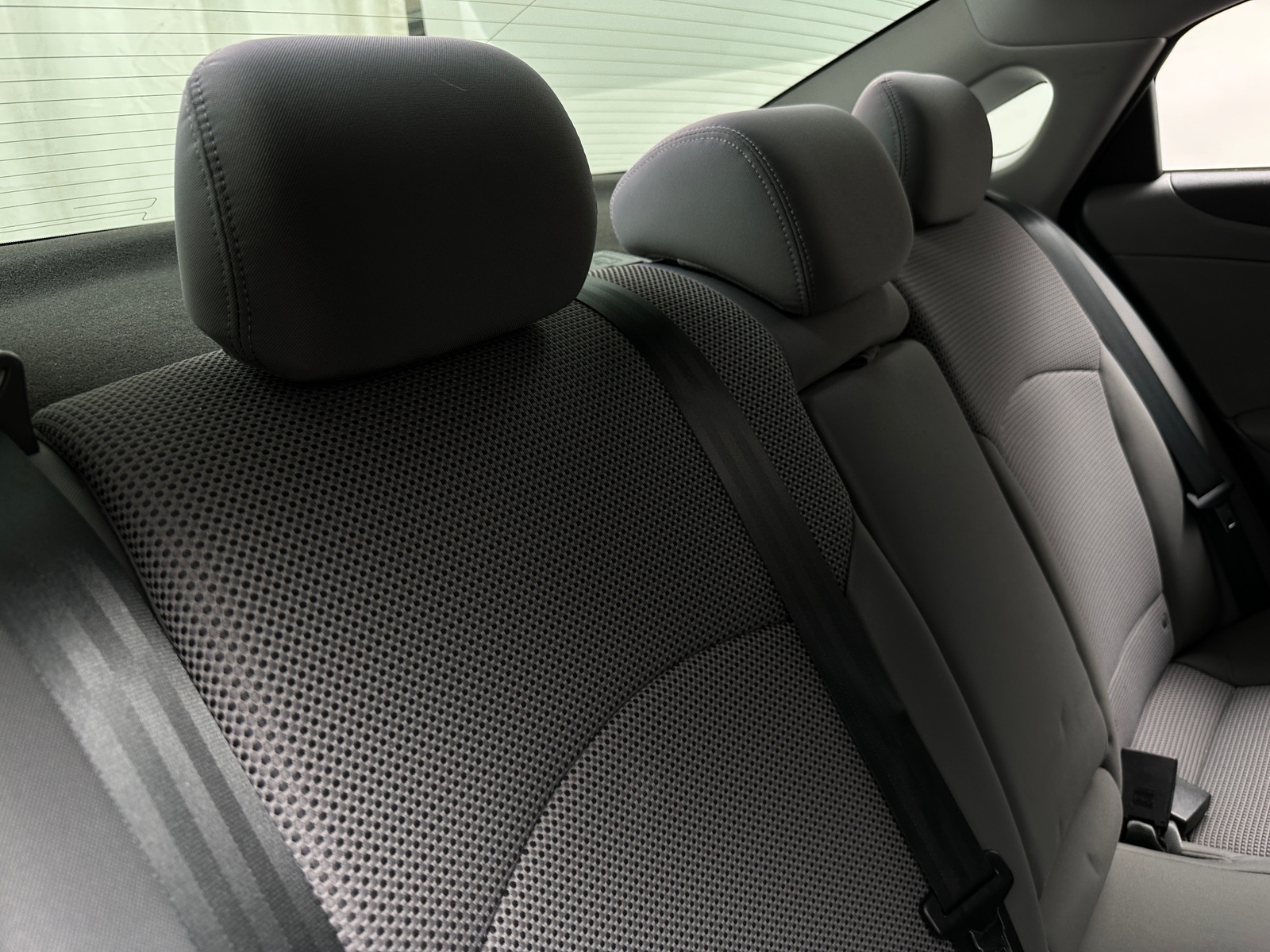 Thumbnail: 2011 Hyundai Sonata - 6