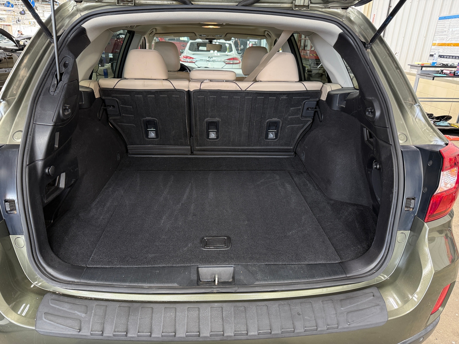 Thumbnail: 2017 Subaru Outback - 6