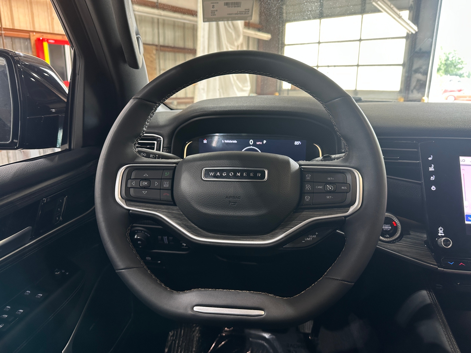 Thumbnail: 2024 Jeep Wagoneer - 4