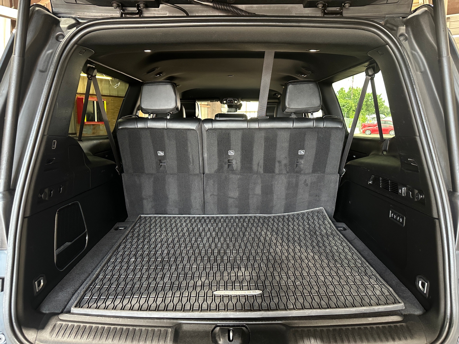 Thumbnail: 2024 Jeep Wagoneer - 6