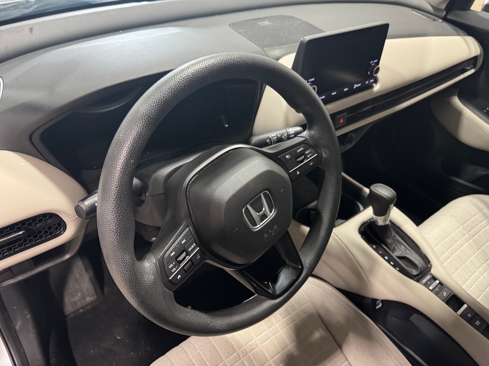 Thumbnail: 2023 Honda HR-V - 3