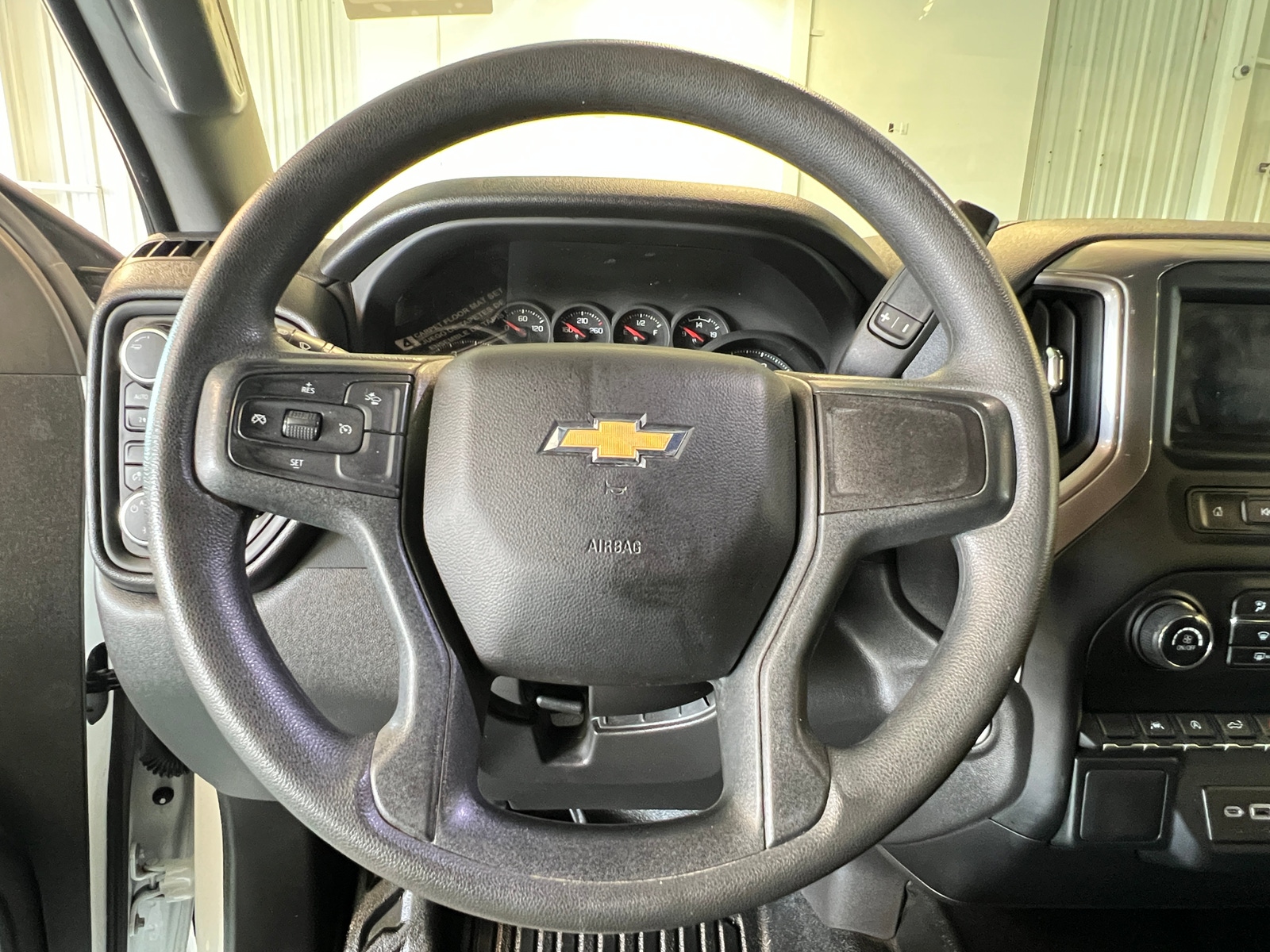Thumbnail: 2022 Chevrolet Silverado 1500 - 5