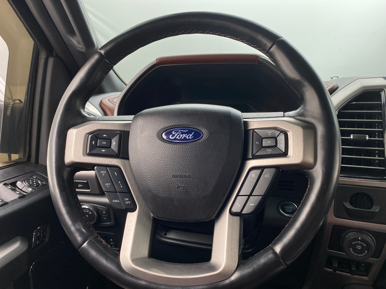 Thumbnail: 2020 Ford Econoline - 4