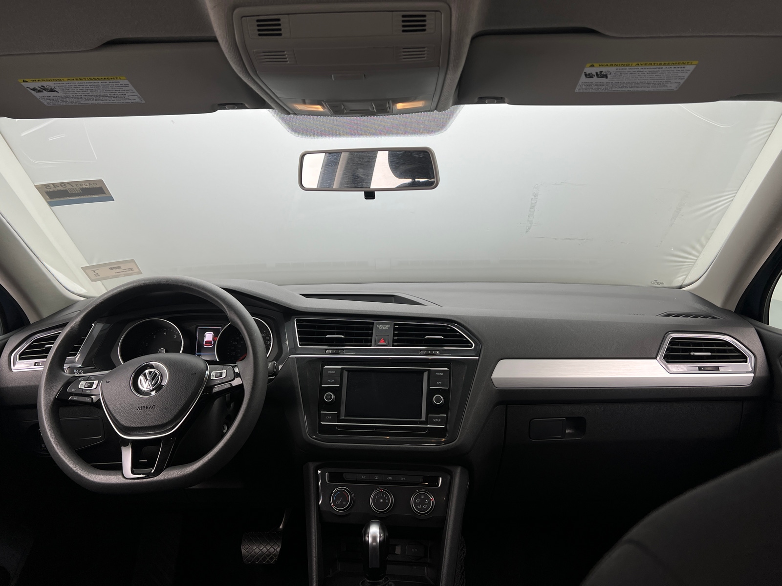 Thumbnail: 2019 Volkswagen Tiguan - 3