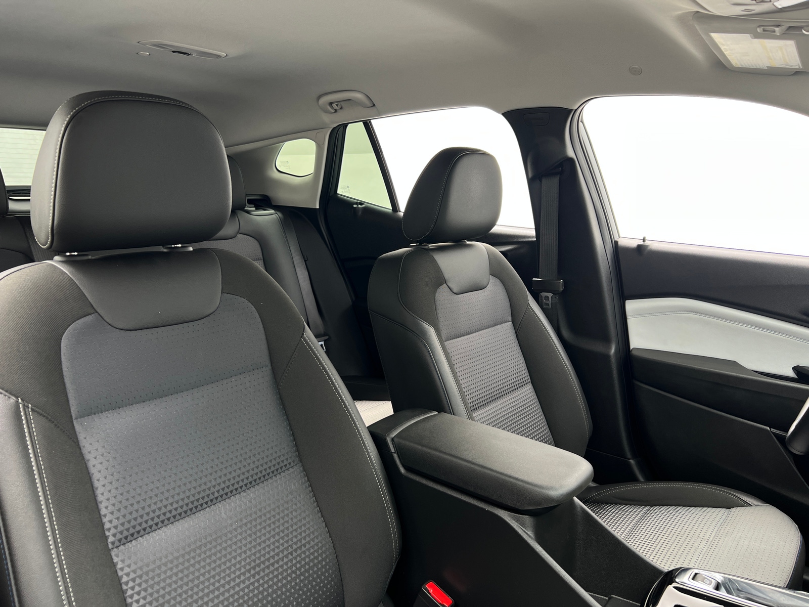 Thumbnail: 2024 Chevrolet Trax - 2