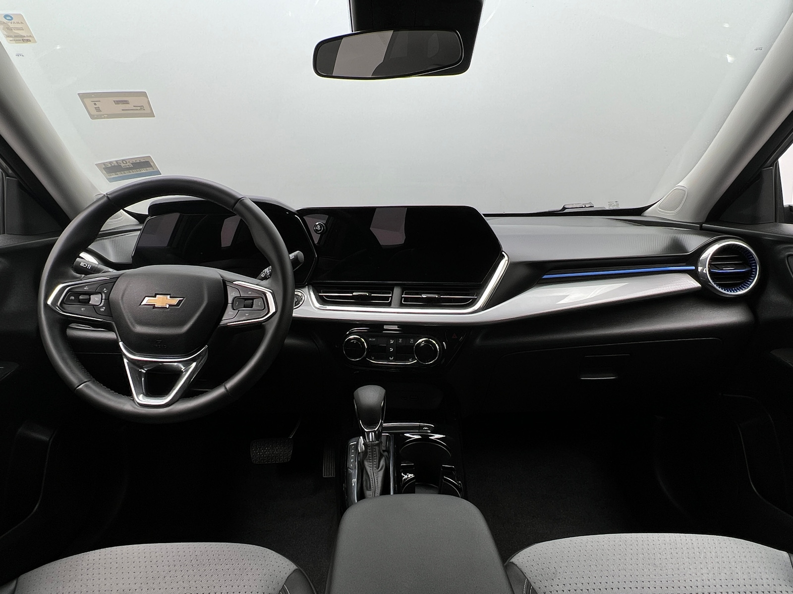 Thumbnail: 2024 Chevrolet Trax - 3
