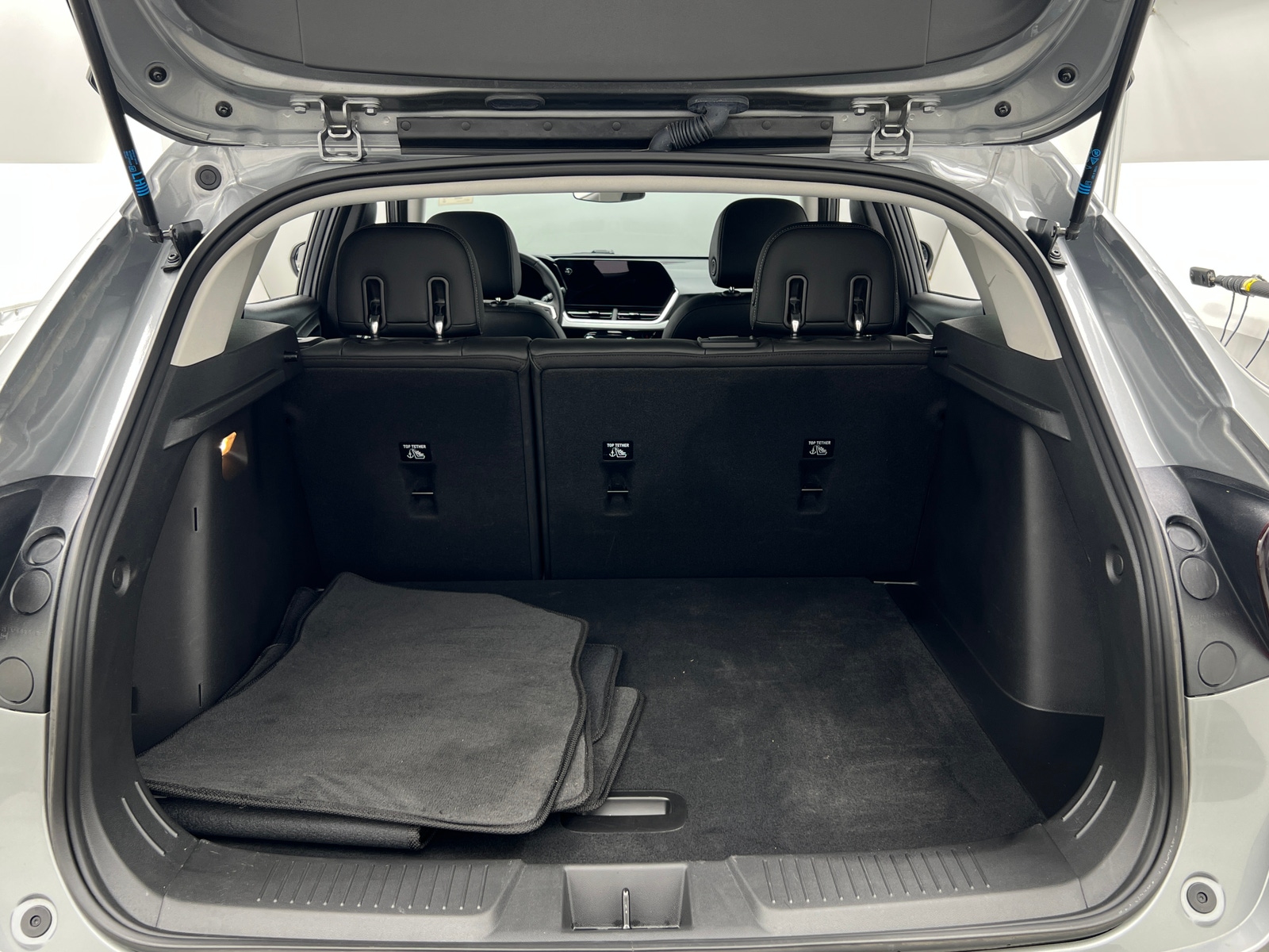 Thumbnail: 2024 Chevrolet Trax - 7