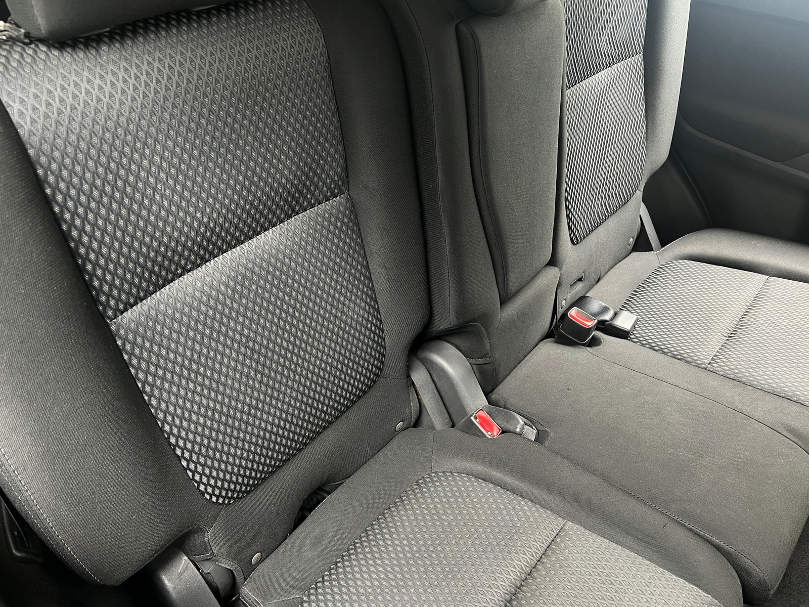 Thumbnail: 2018 Mitsubishi Outlander - 6