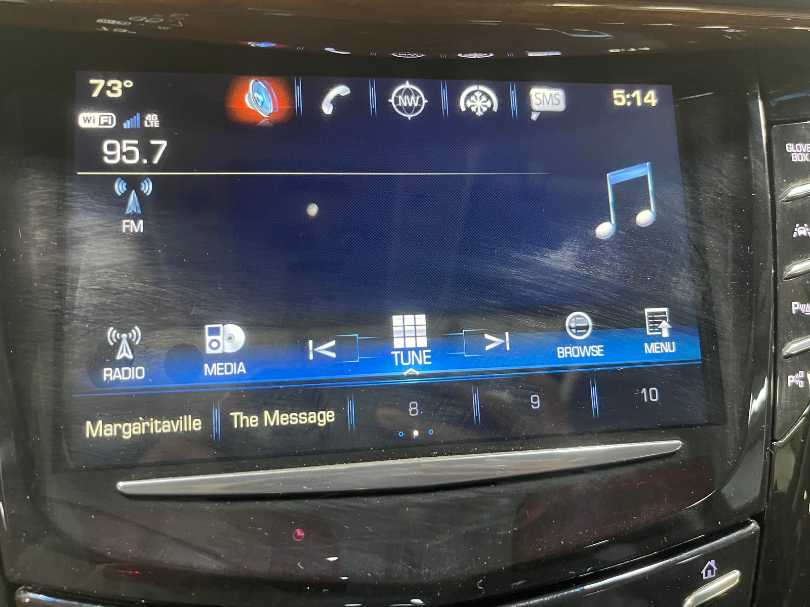 Thumbnail: 2019 Cadillac Escalade - 3