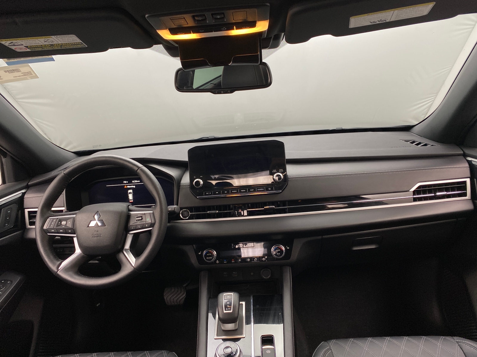 Thumbnail: 2023 Mitsubishi Outlander - 2