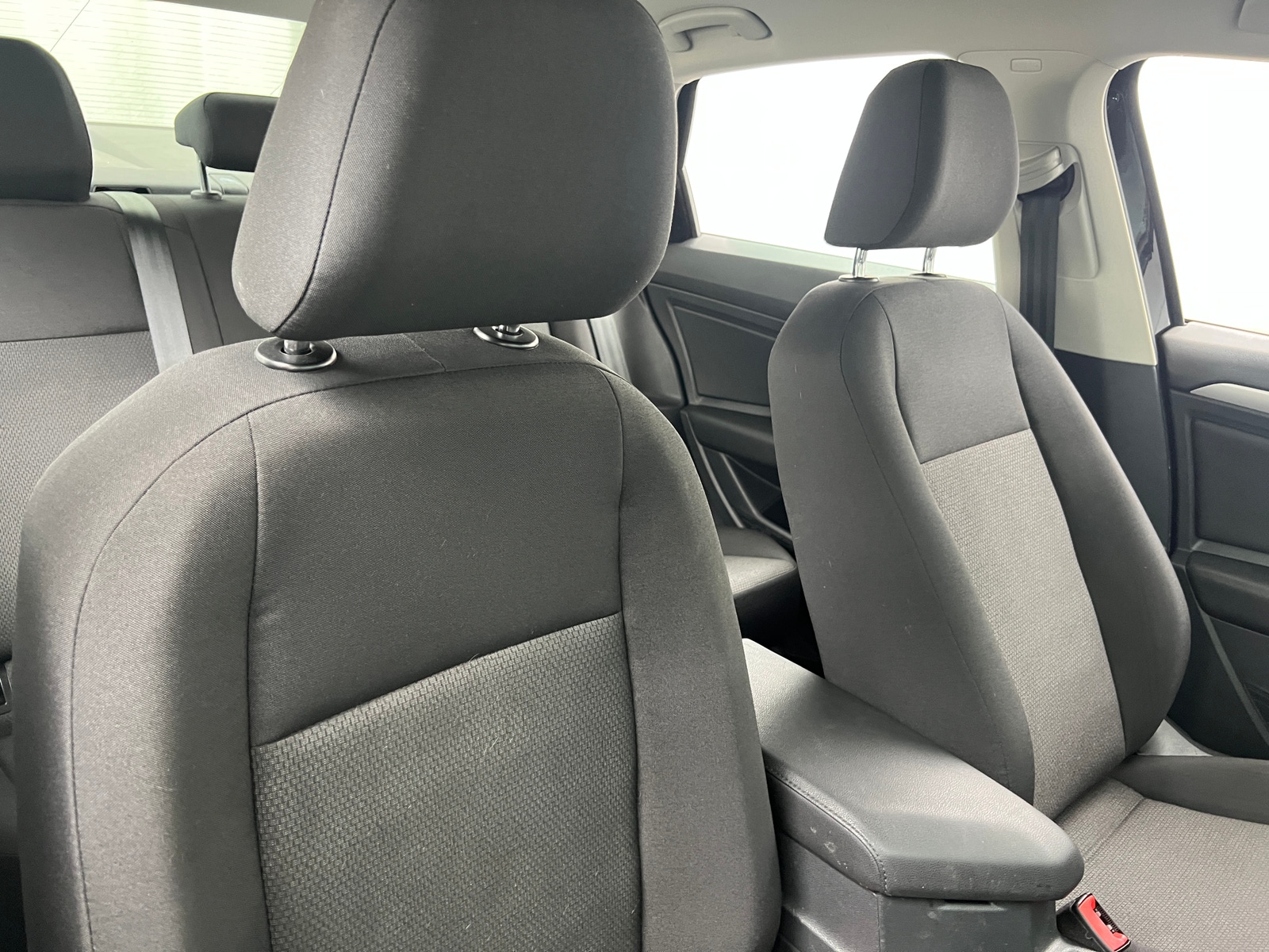 Thumbnail: 2019 Volkswagen Jetta - 2