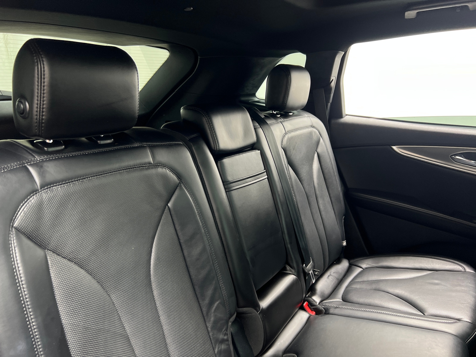Thumbnail: 2020 Lincoln Nautilus - 5