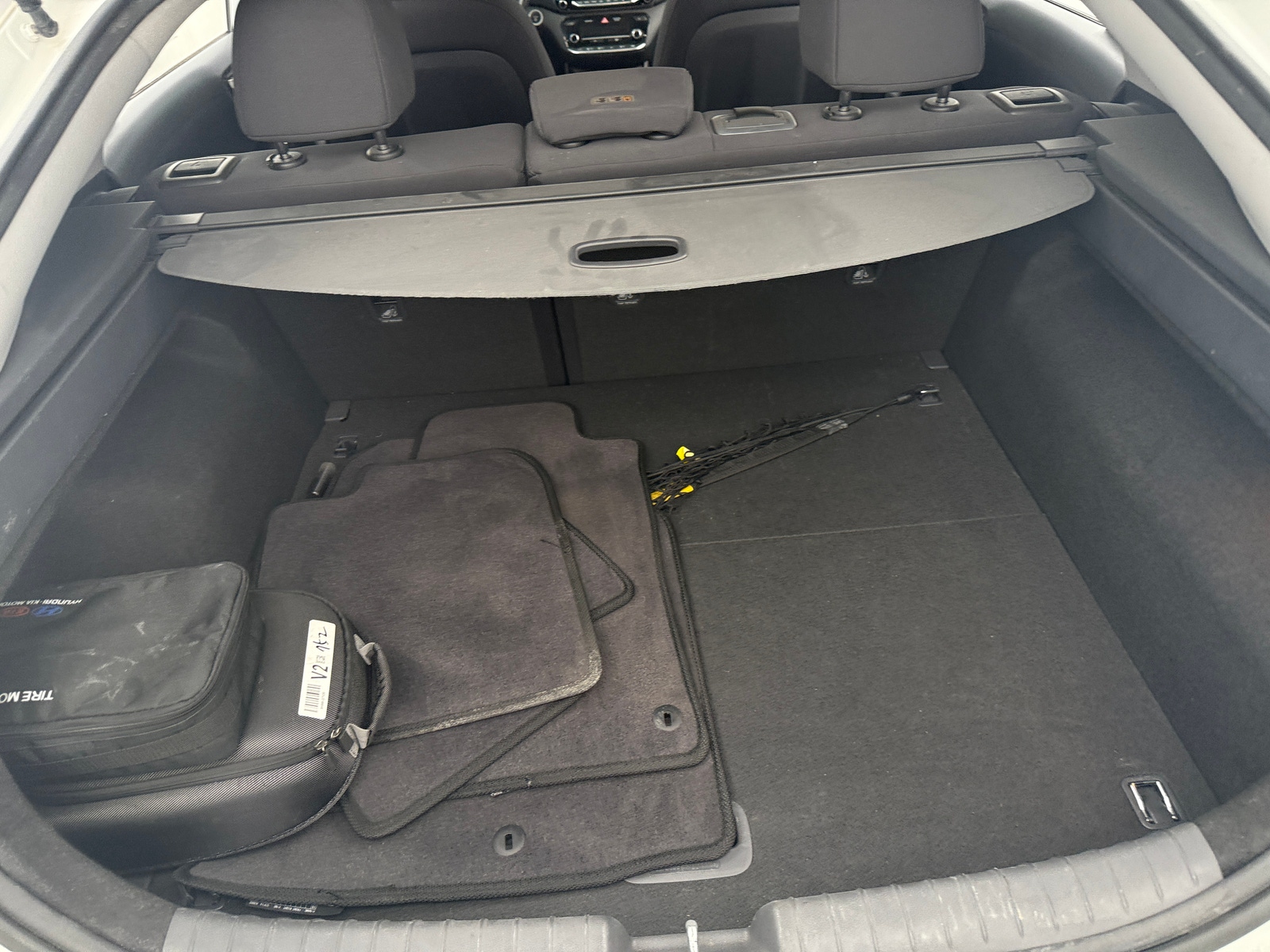 Thumbnail: 2019 Hyundai Ioniq - 7