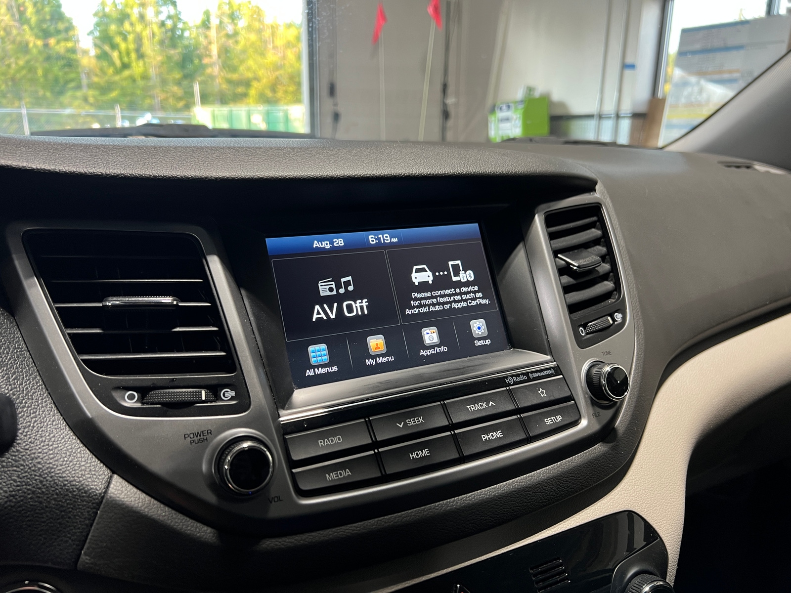 Thumbnail: 2018 Hyundai Tucson - 4