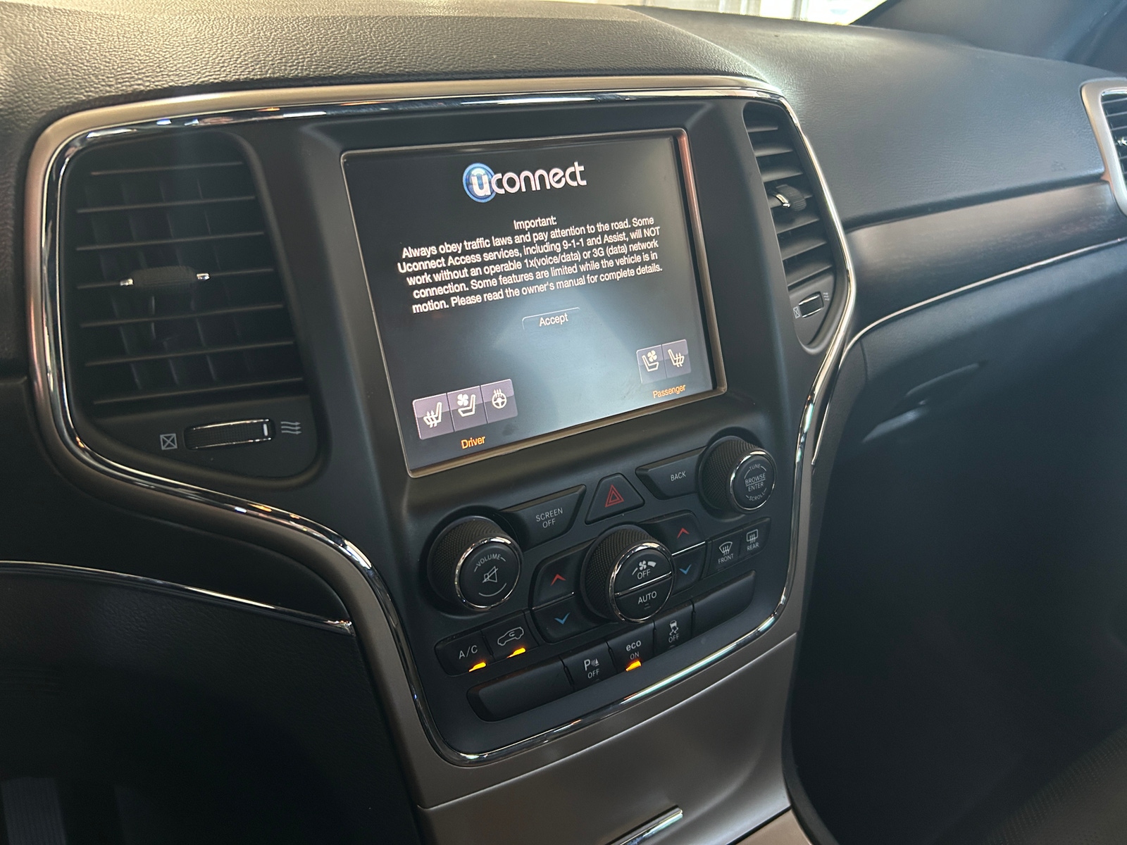 Thumbnail: 2014 Jeep Grand Cherokee - 3