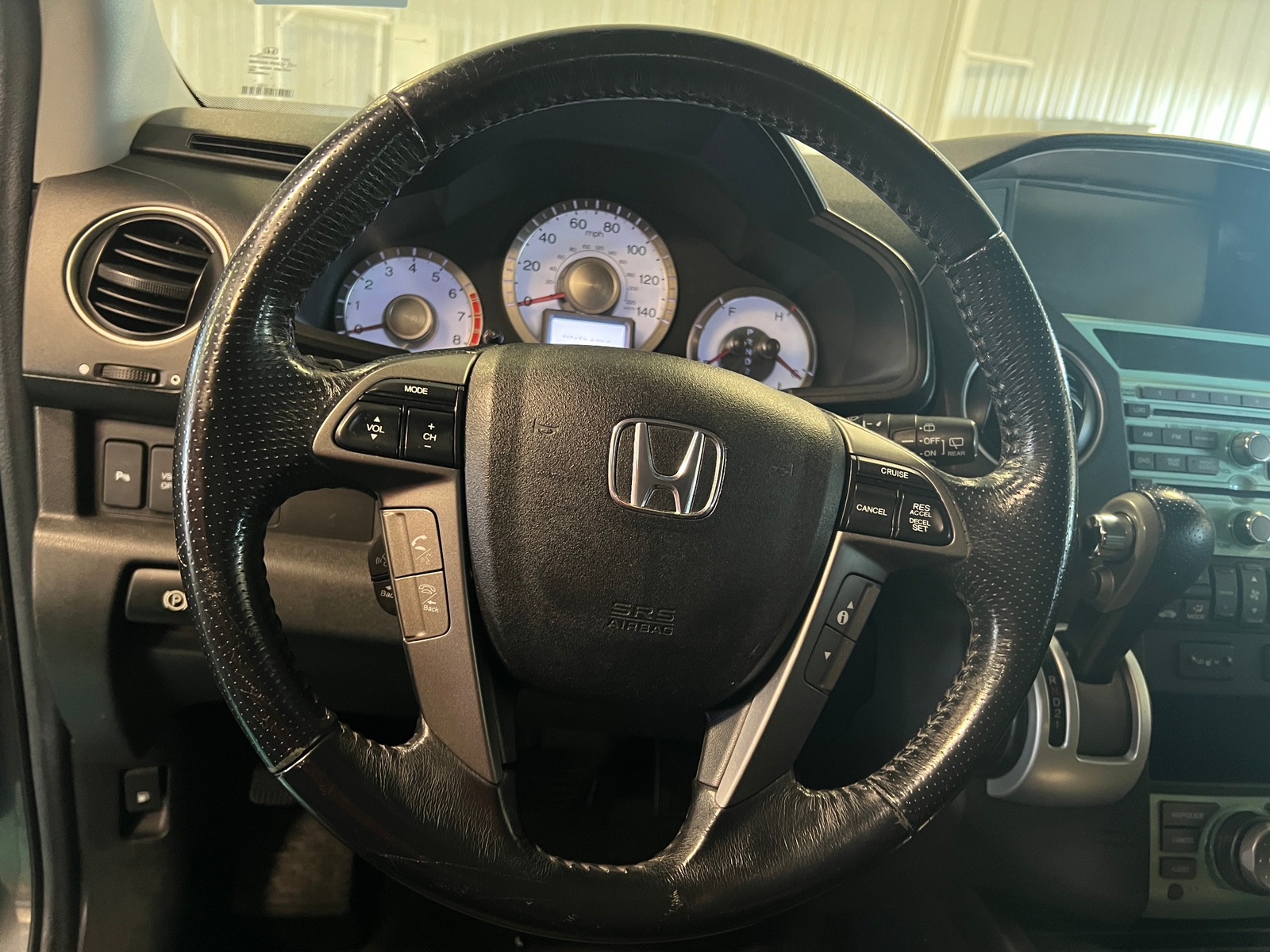 Thumbnail: 2011 Honda Pilot - 4