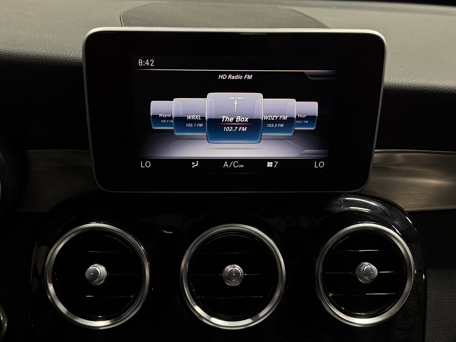 Thumbnail: 2018 Mercedes-Benz C-Class - 3