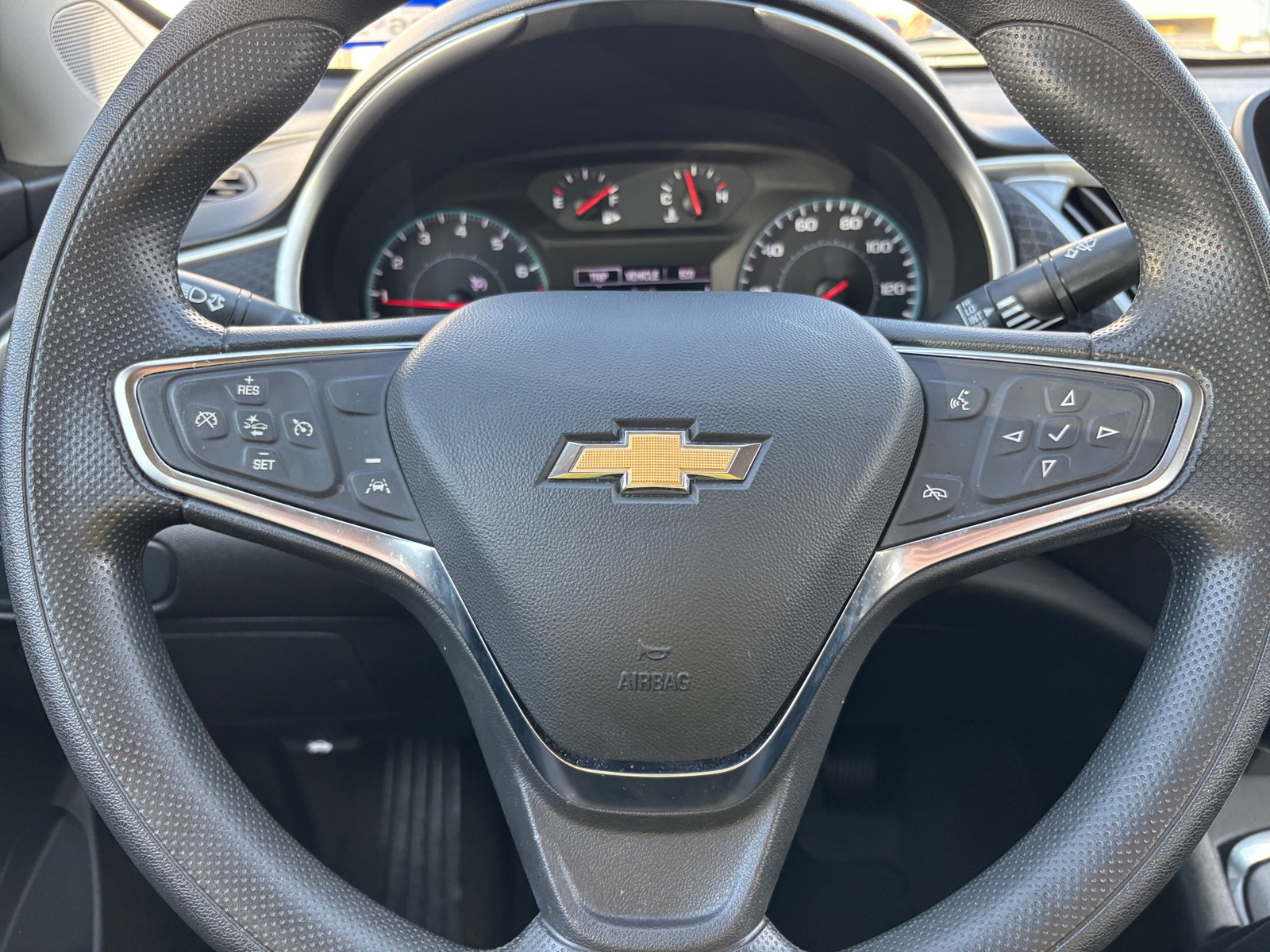 Thumbnail: 2024 Chevrolet Malibu - 5