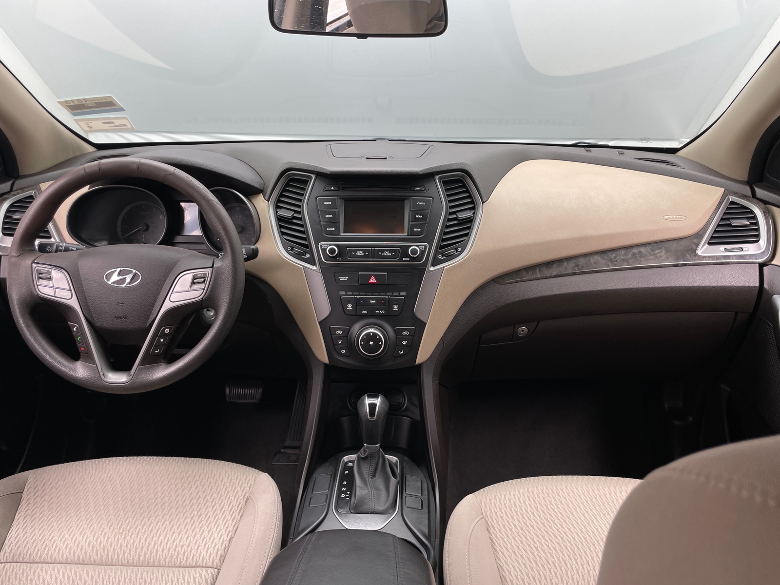 Thumbnail: 2017 Hyundai Santa Fe - 3