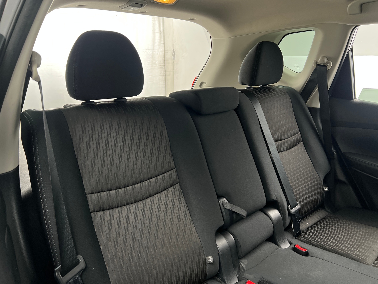 Thumbnail: 2017 Nissan Rogue - 6