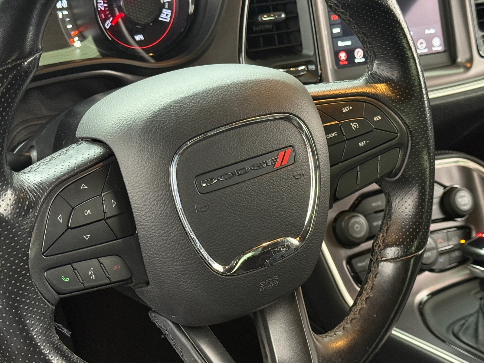 Thumbnail: 2019 Dodge Challenger - 4