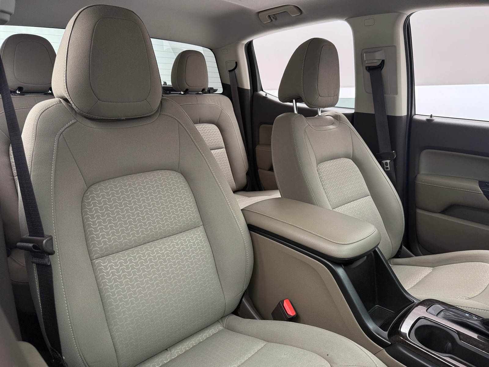 Thumbnail: 2016 GMC Canyon - 2